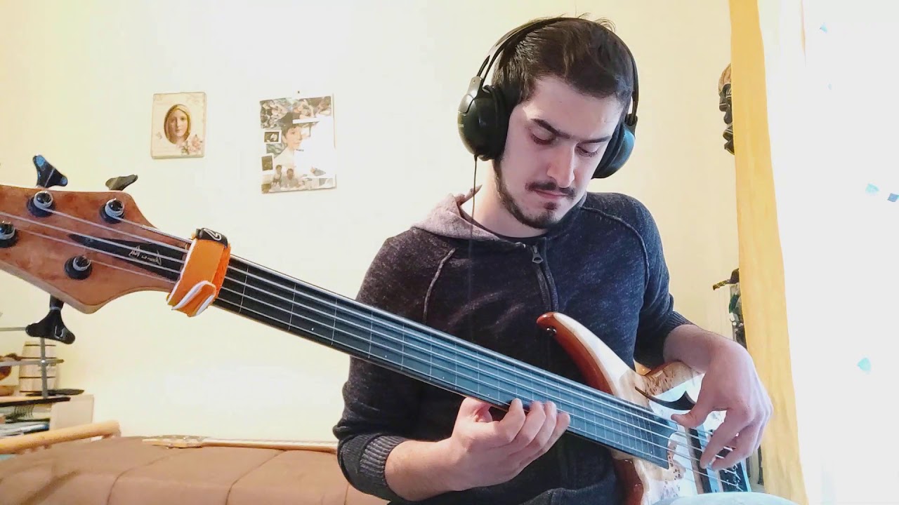 Nun ce sta piacere - Pino Daniele (Fretless Bass Cover)