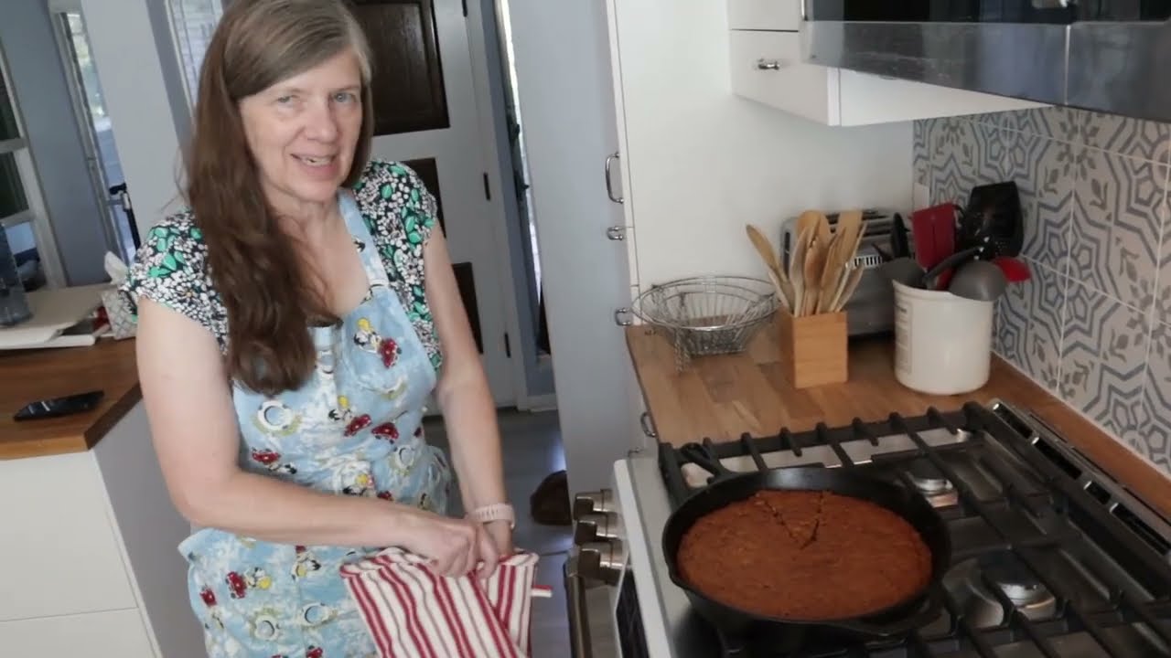 Revolutionary Flavor Timeless Applesauce Cake - 250-Year-Old Recipe