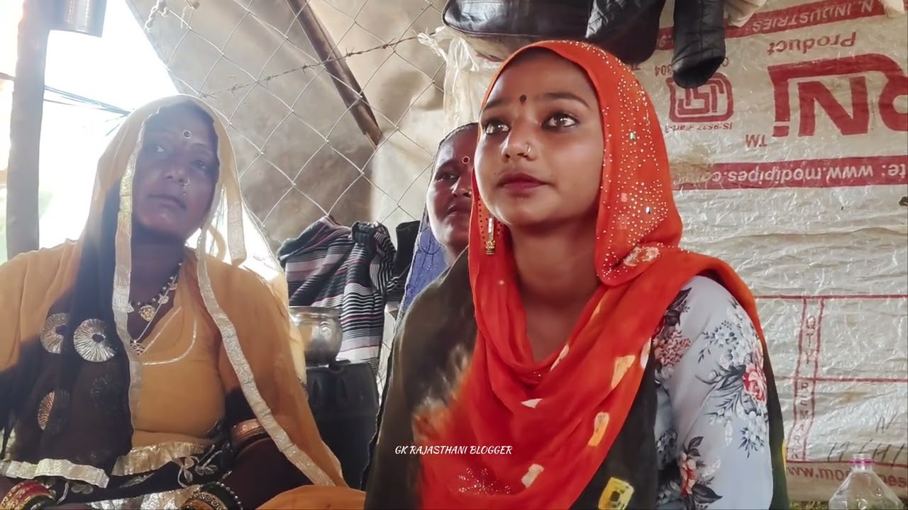 पुष्कर की वायरल सुमन कालबेलिया के माता पिता की गरीबी और झुगी झोपडी वाला घर।जिसको देखकर रह नहीं पाते।