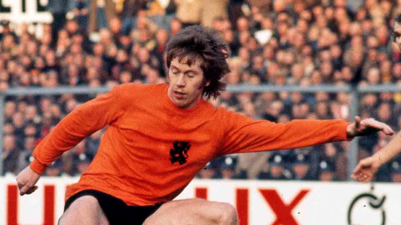 Gerrie Muhren - Juggling act