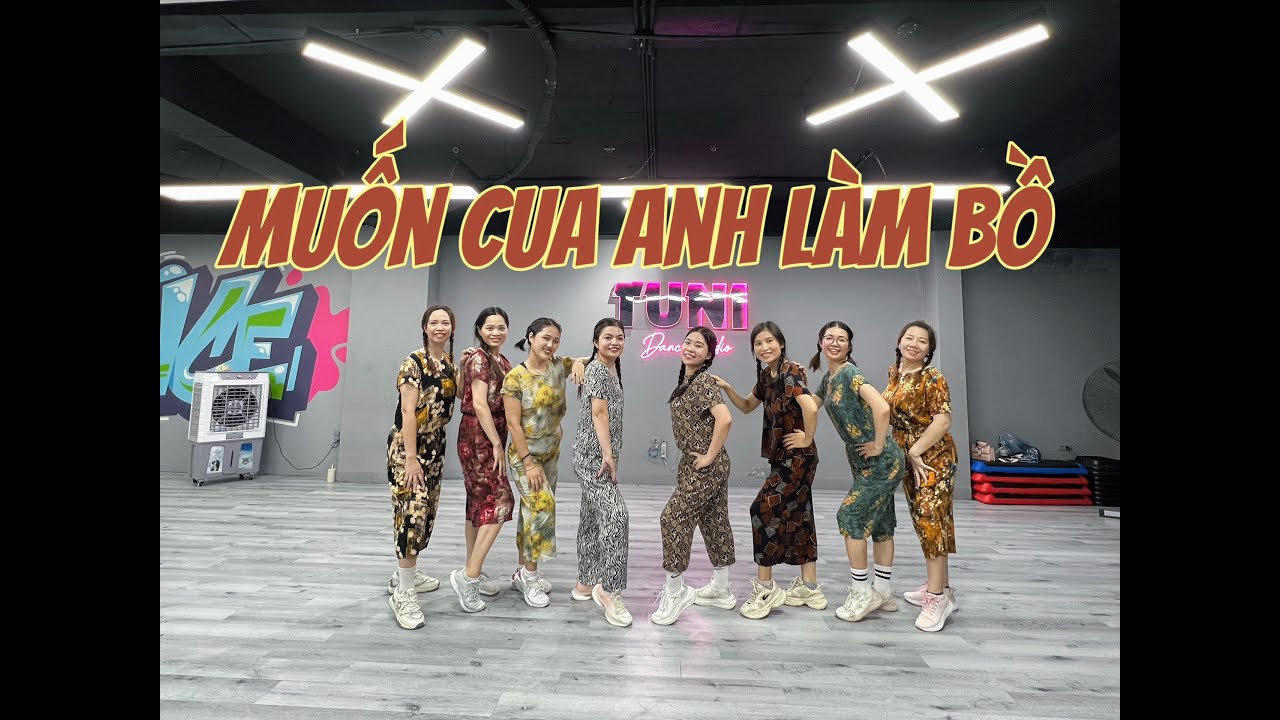 EM GÁI QUÊ NHẢY MUỐN CUA ANH LÀM BỒ REMIX | ZUMBA | TRÂM TUNI