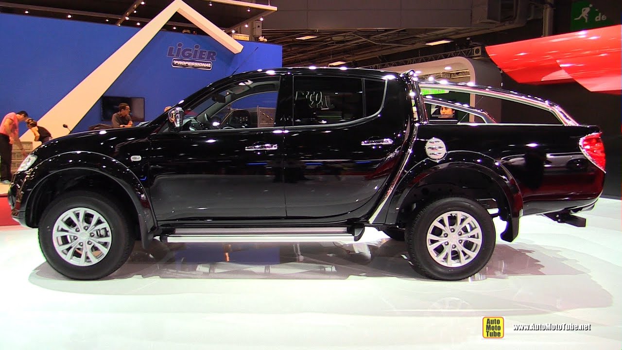 2015 Mitsubishi L200 Double Cab Instyle 2.5L Diesel - Walkaround - 2014 Paris Auto Show