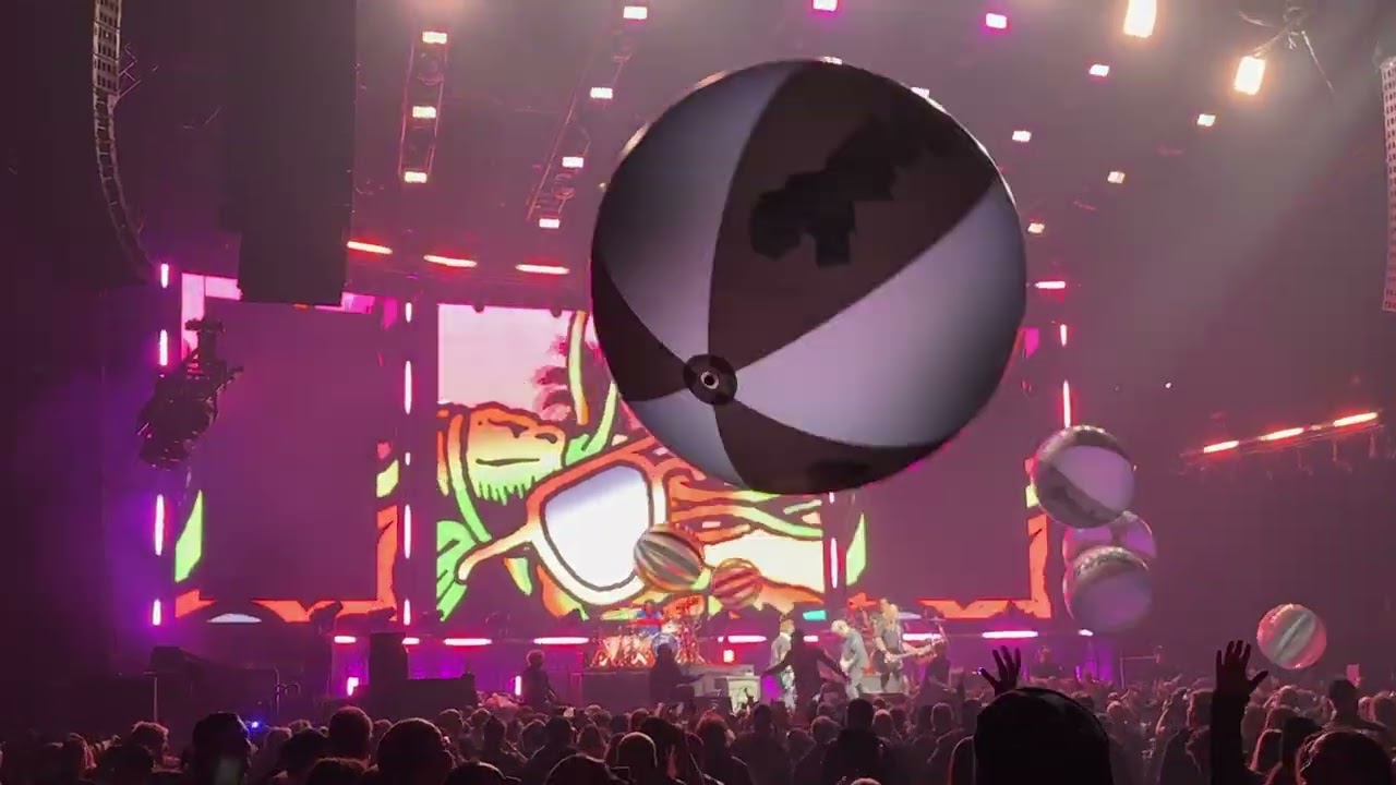 The Offspring - Why Don’t You Get A Job - Live at TD Coliseum in Hamilton, Ontario on 2/13/26