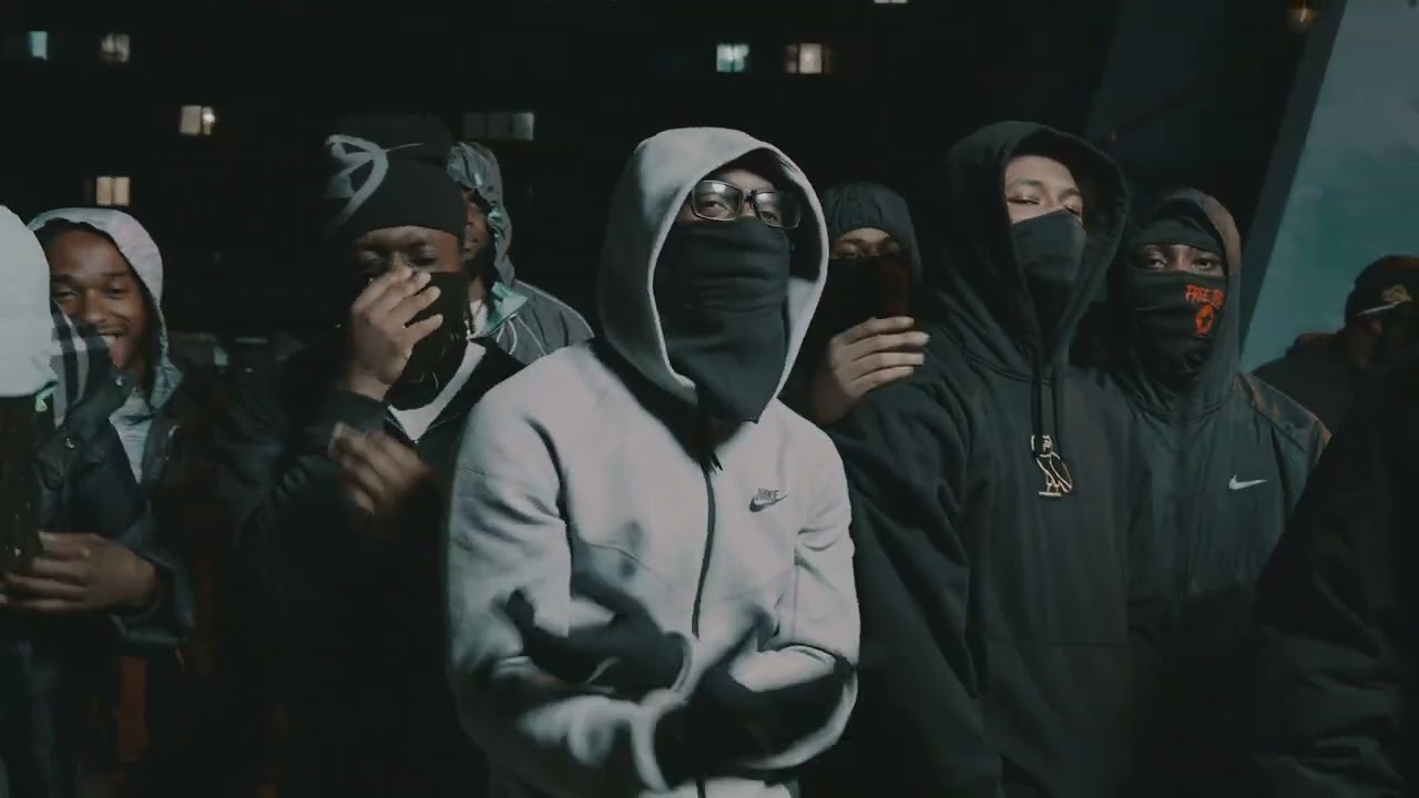#OFB Kash - On The O (Remix) FT Dezzie, Izzpot, Lowkey, Rv, Akz, Bradz(Official Music Video)