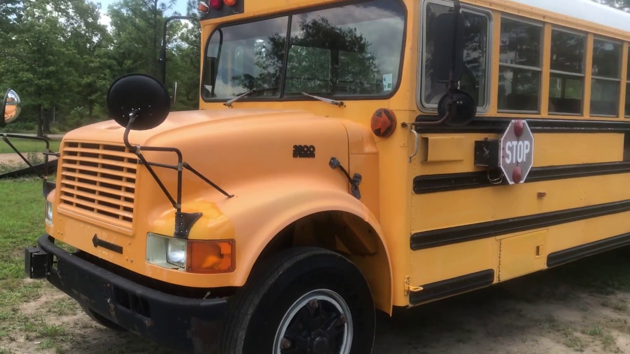 1995 International 3800 Carpenter Body 66 Pass School Bus VIN 1296