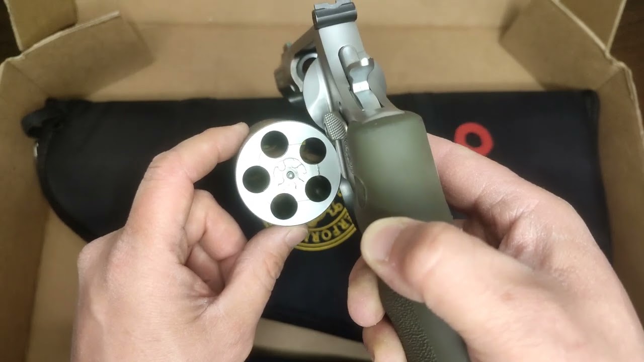 Smith Wesson 460 xvr. revolver super magnum!