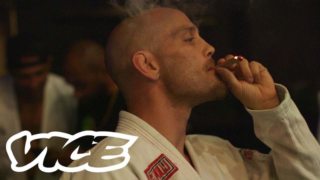 Stoned Fighting: Marijuana with Jiu-Jitsu