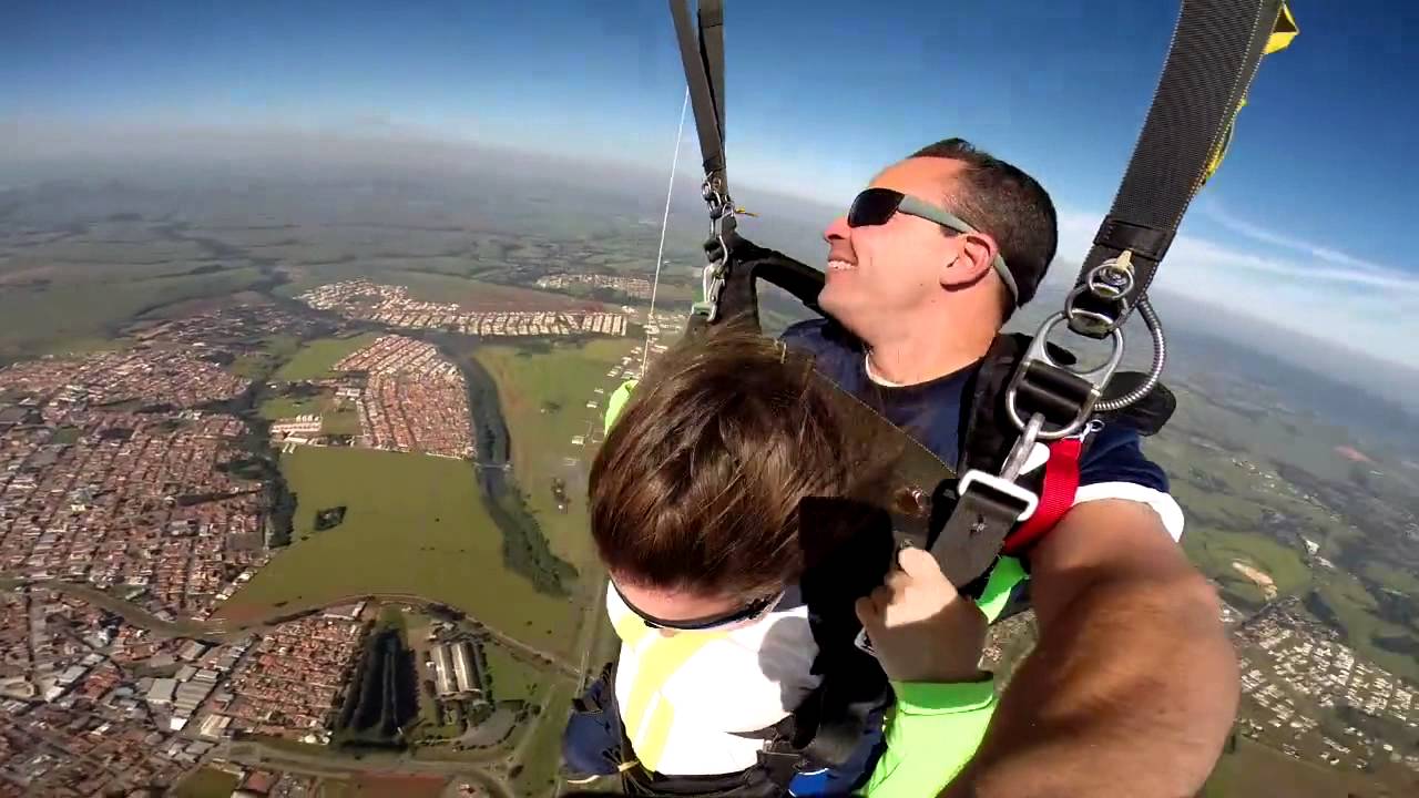 Salto Duplo - Sky Radical Paraquedismo