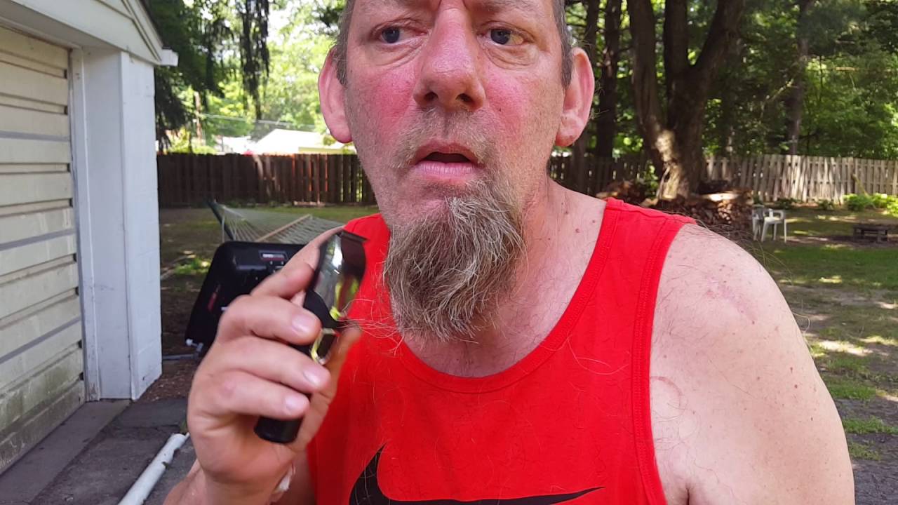 Crazy man shaves off beard after growing it for 4 years(incredible difference)