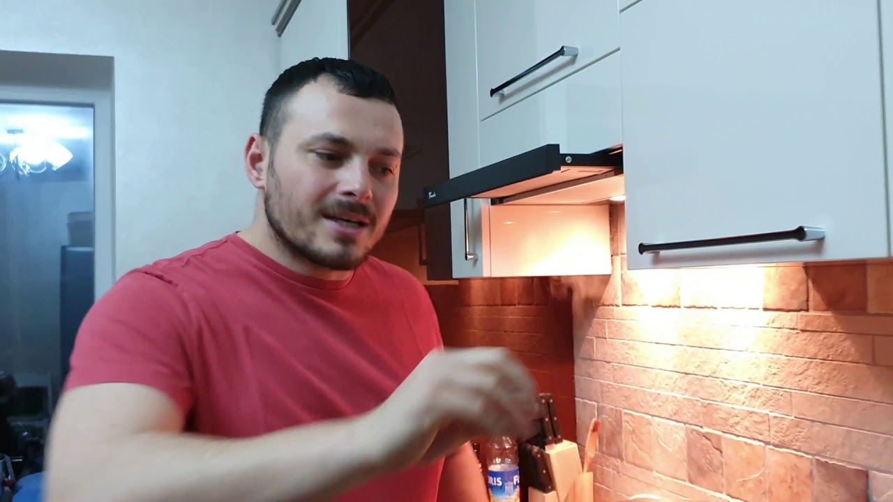 Orez pilaf și piept de pui alla pizzaiola