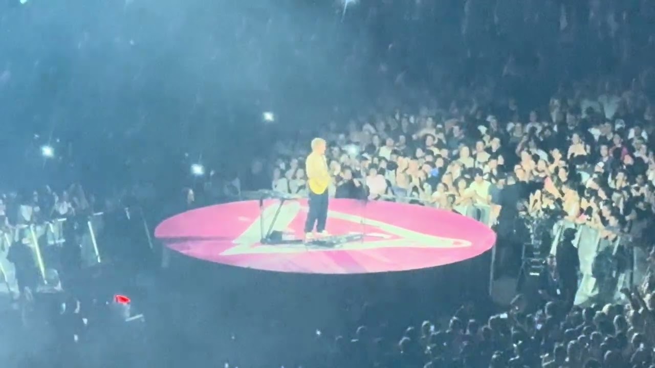 Ed Sheeran- eyes closed (perth 2026)