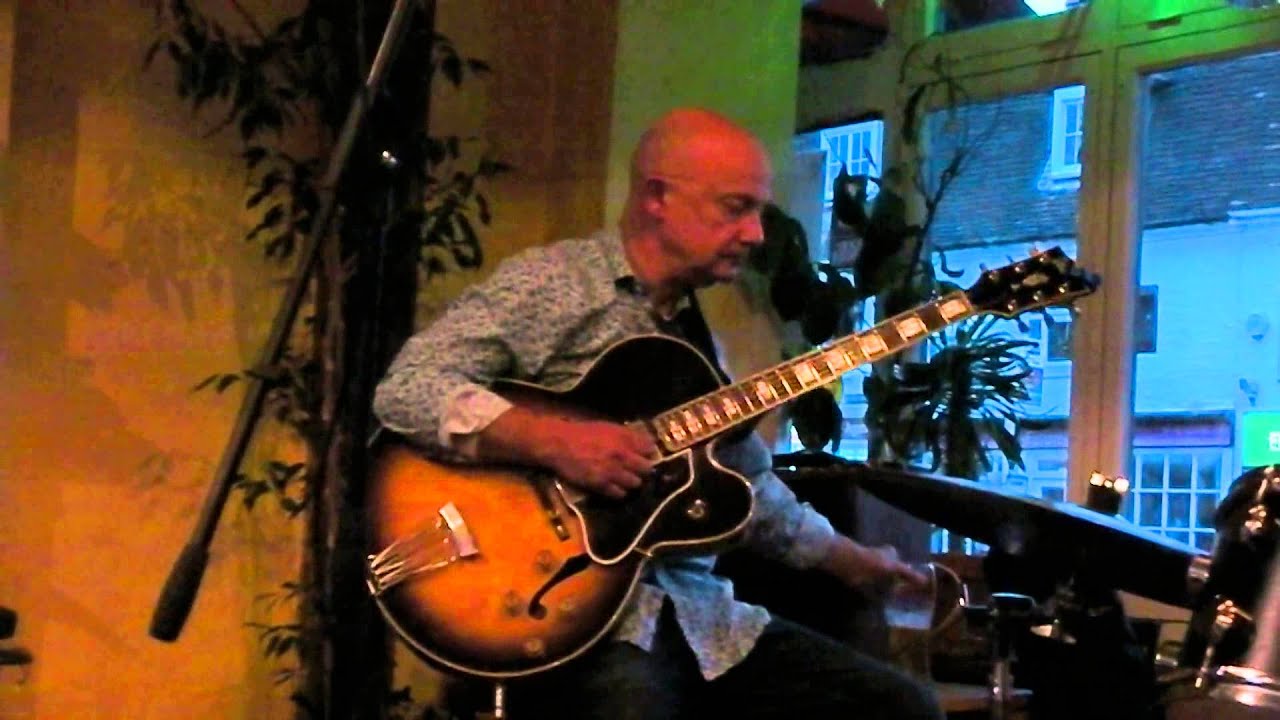 Ken Thompson Jazz Guitar playing Bye Bye Blackbird
