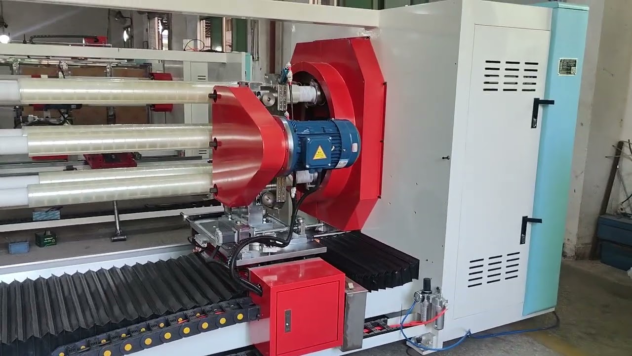 Perfectly Preshipment Test Running the Six Shafts Exchange Turret Log Roll Cutting Machine