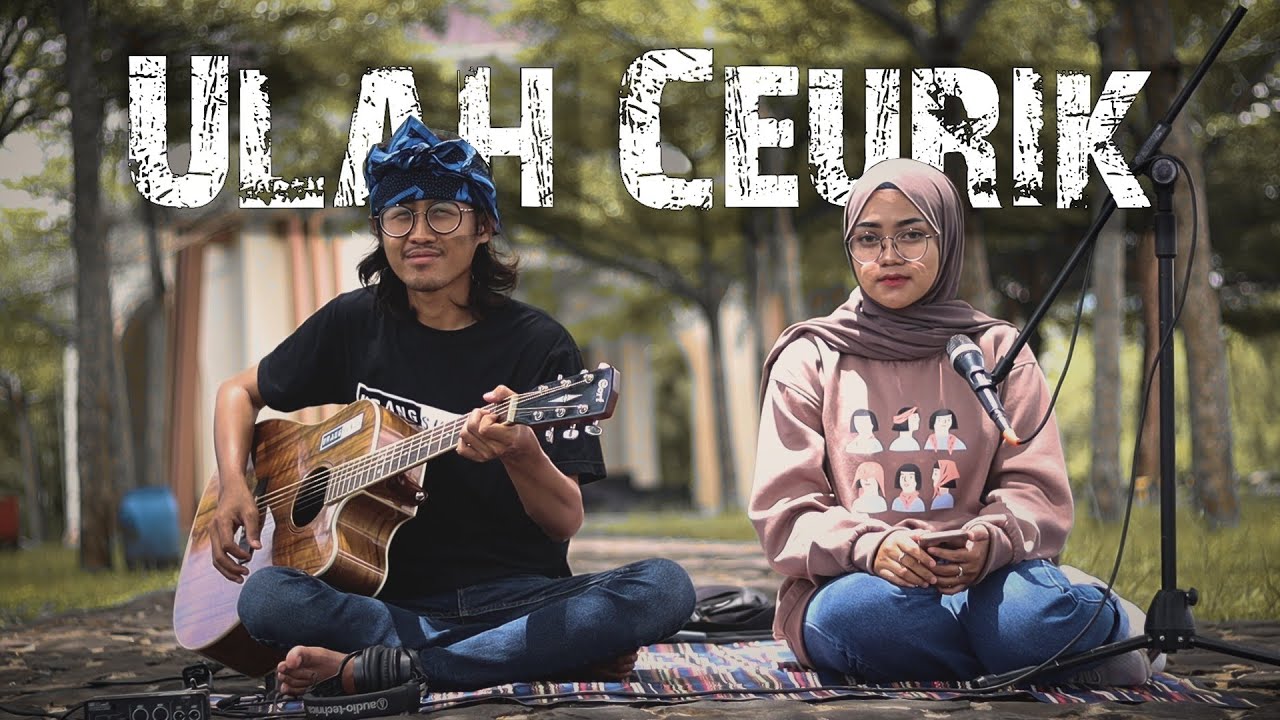 Ulah Ceurik - Detty Kurnia (Versi Akustik Gitar) Cover by Santi Aditya & Anjar Boleaz