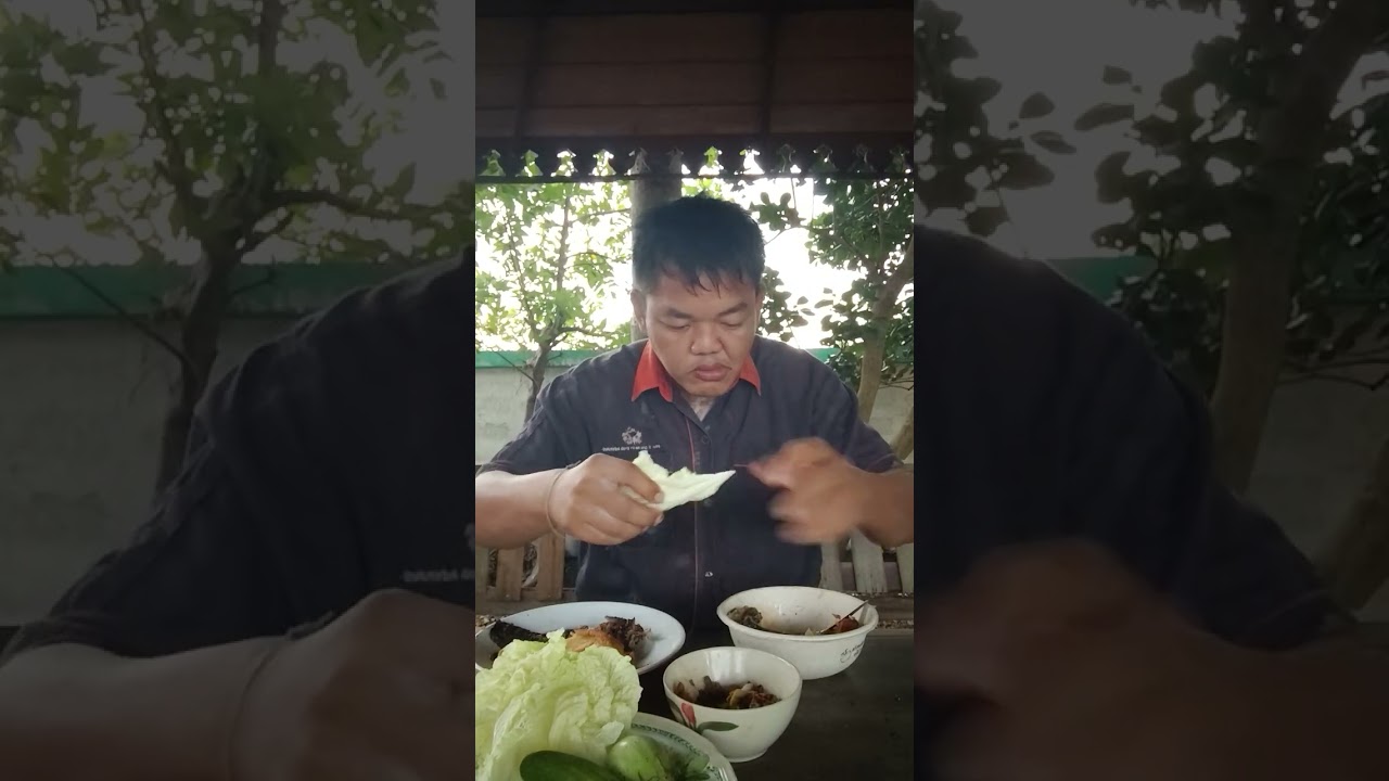 มาครับมากินข้าวด้วยกับครับพี่น้อง