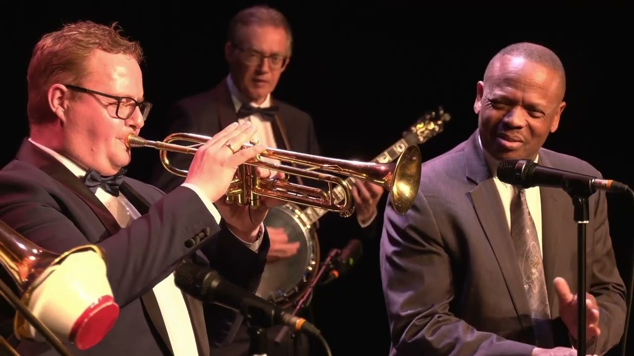 When You're Smiling - live performance by the Dutch Swing College Band