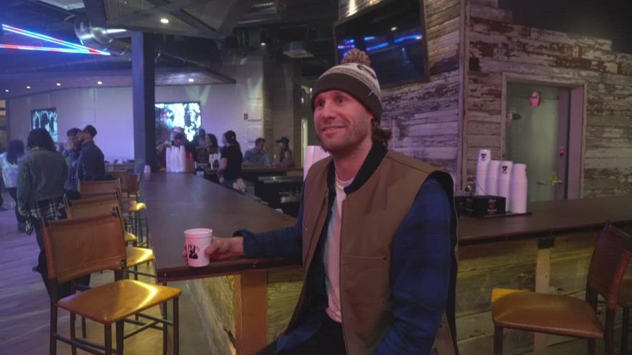 Country music star Chase Rice opens Cleveland bar known as Welcome to the Farm