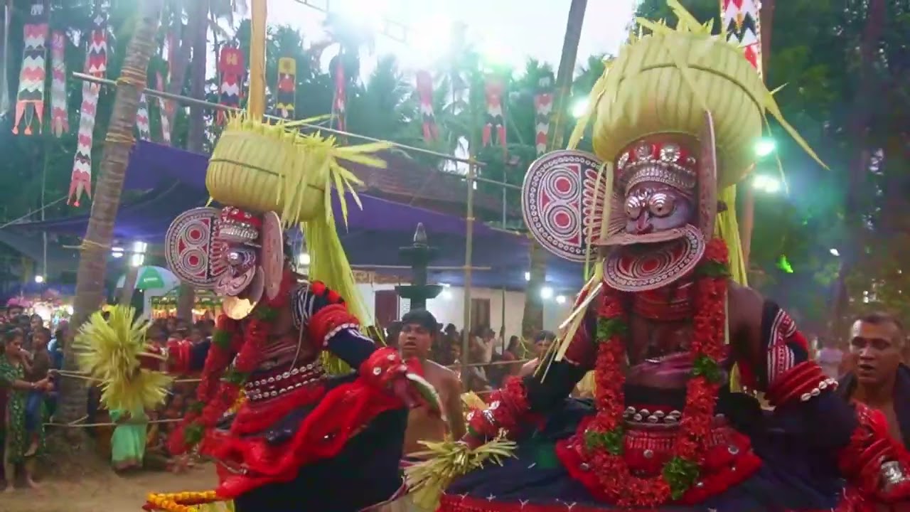 Theyyam @ calicut karikutty thira vazhavalapill sree bagavathy temple Elathur