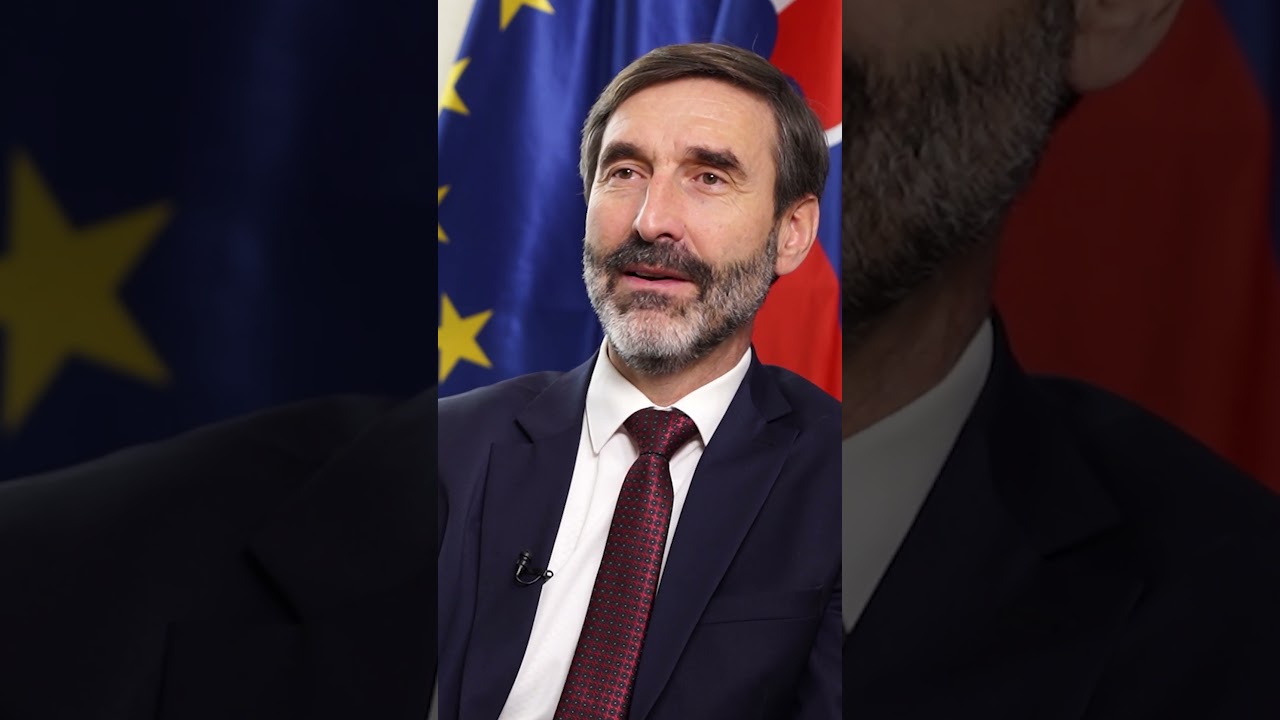 Blan&aacute;r v rel&aacute;cii Zo z&aacute;kulisia politiky #shorts
