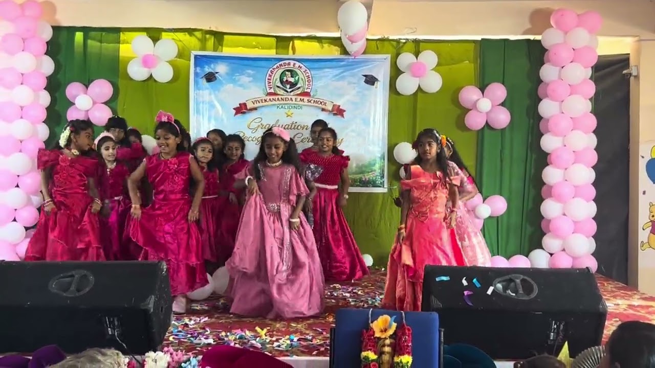 Graduation and recognition ceremony- class 2 girls 