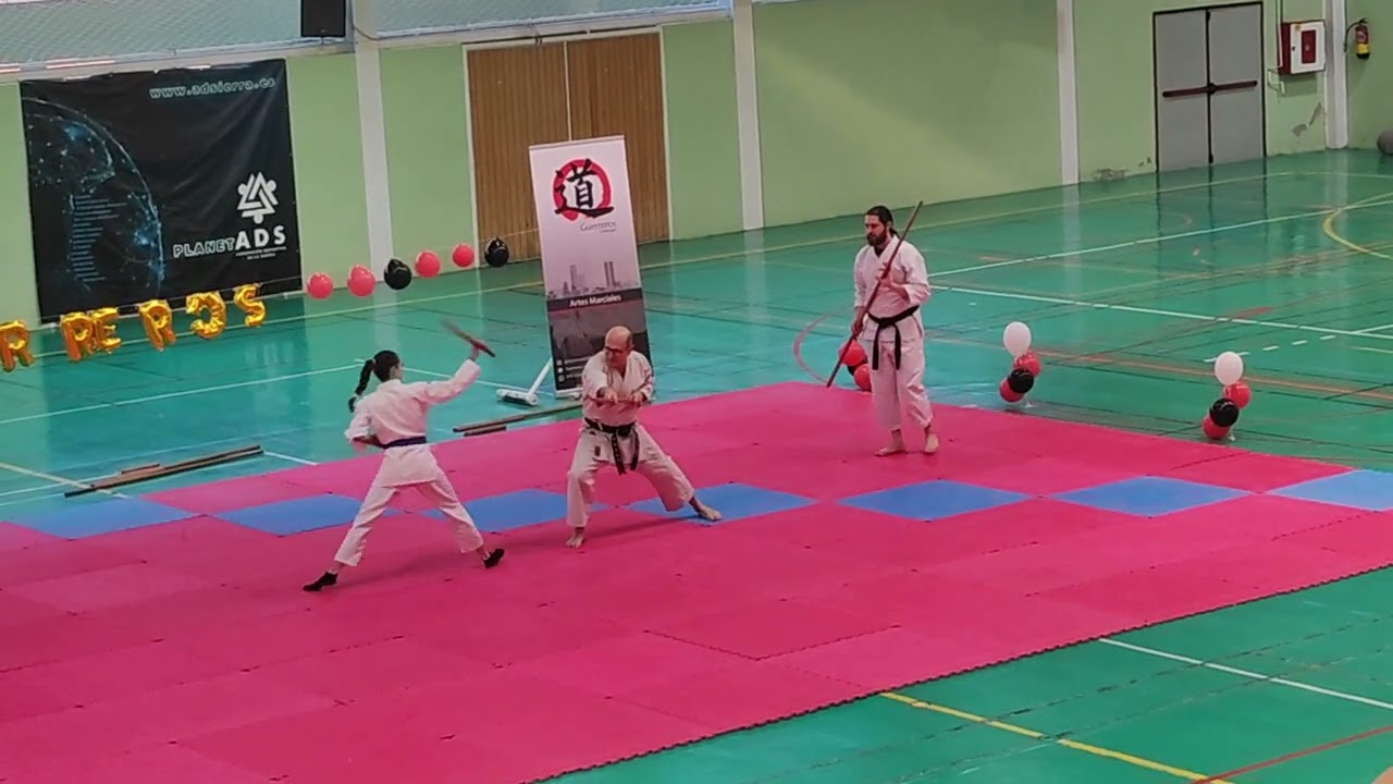 Exhibición navideña 2024 de kobudo con Guerreros de Galapagar.