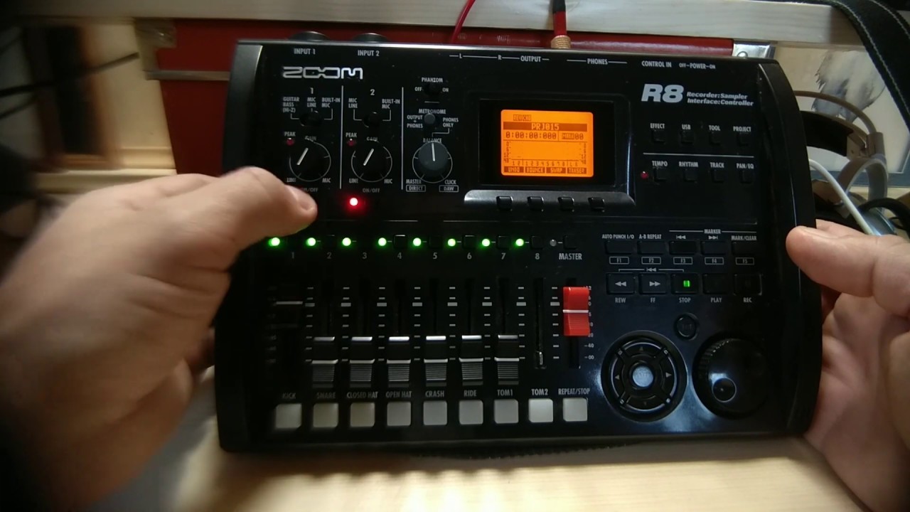 How to use sampler in Zoom R8 / Функции сэмплера