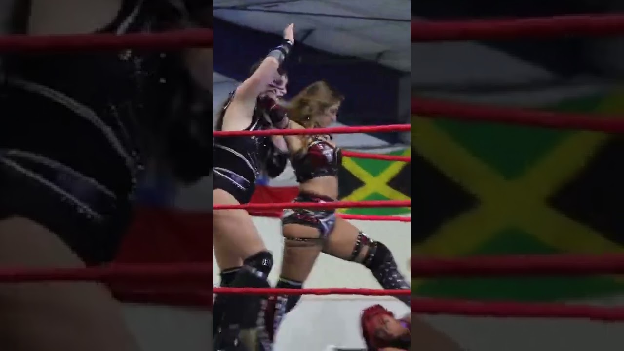 Christi Jaynes w/ the strikes. 🔥#shorts #wrestling #womenwrestling #texas #indywrestling #ouch