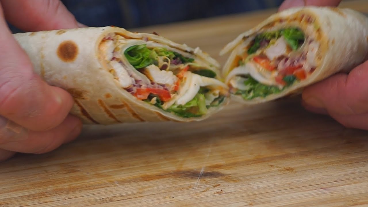 Tortilla  z kurczakiem kebab   / Oddaszfartucha
