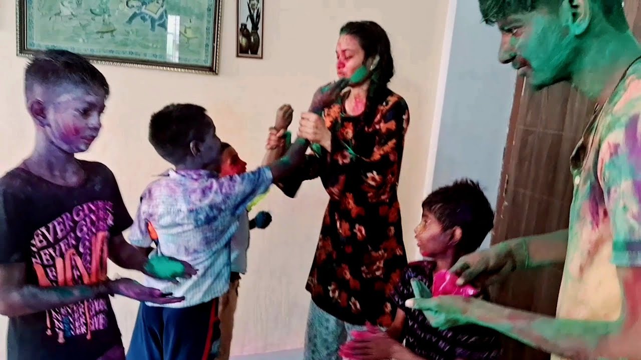 Ayush Ne Sabko Rang Diya 😂 | Didi Bach Nahi Payi | Holi Vlog 2026