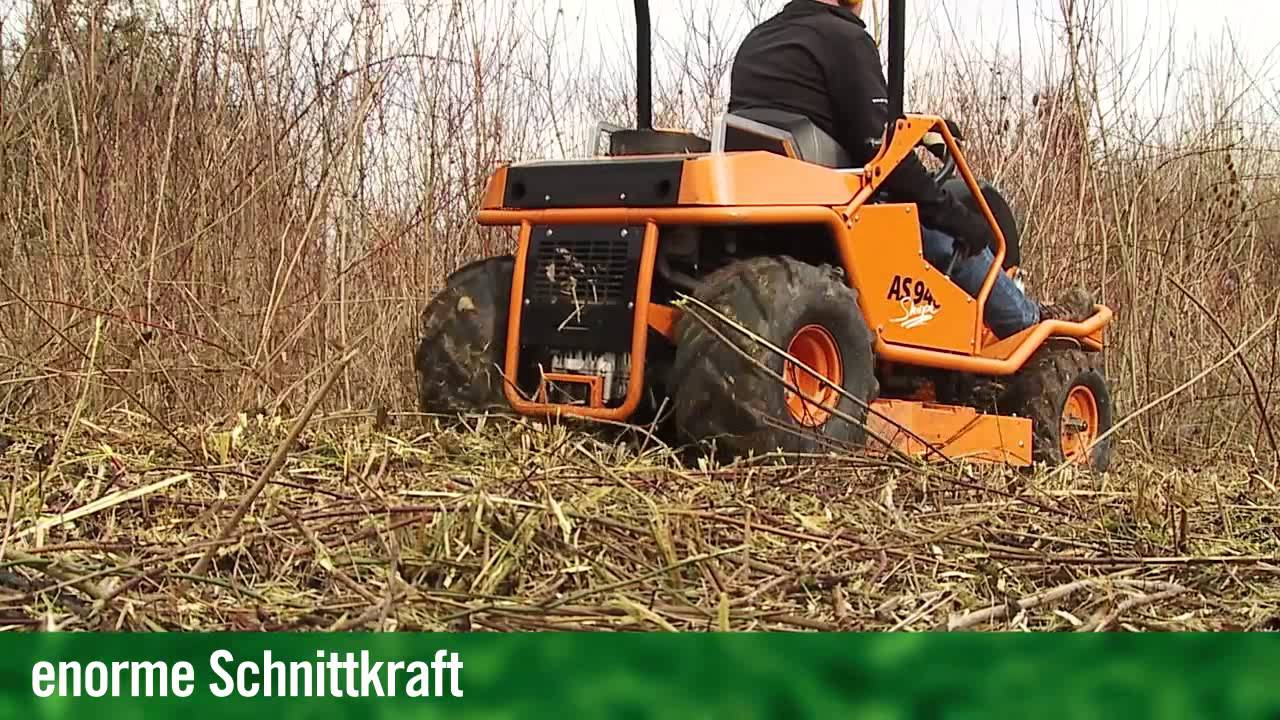 AS 940 Sherpa mäht Gestrüpp