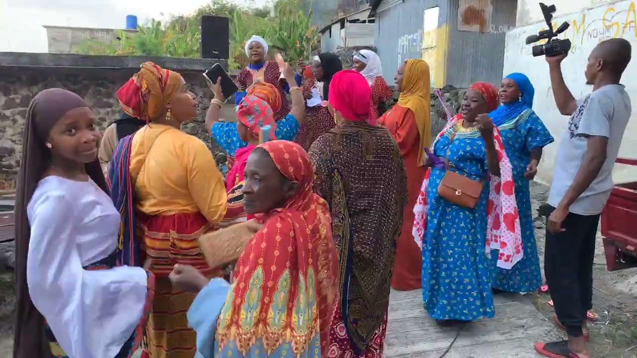 TOIRAB FEMME :  ELHADI ABDILLAH DJAE & MUINATE MZECHEHI / MOIDJA PARIS 28 JUILLET 2024