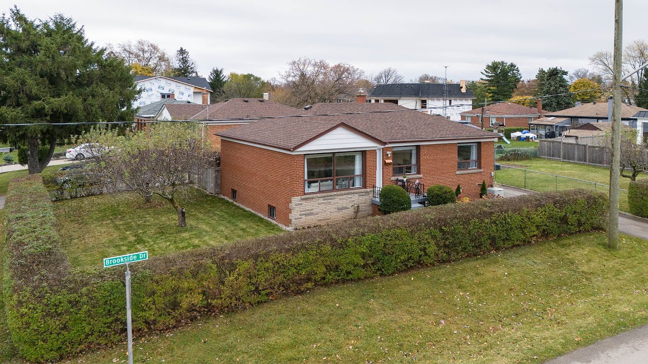 426 Brookside Drive, Oakville, ON