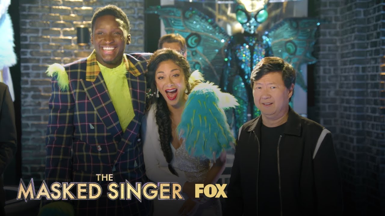 Thingamajig & Nicole Meet Without The Mask | Season 2 | THE MASKED SINGER