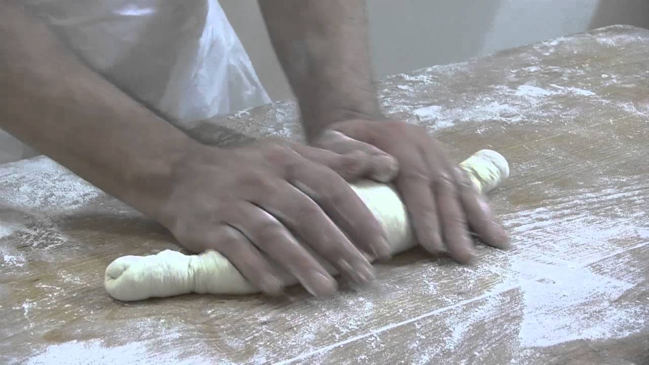 1/6 Formado de barras y redondos. Pan profesional. Joaquín Llarás (Panes con oficio)