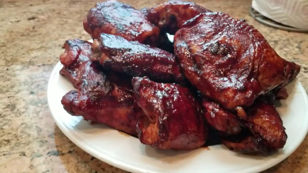 Куриные бедрышки барбекю на пеллетном гриле (The Backyard Griller)
