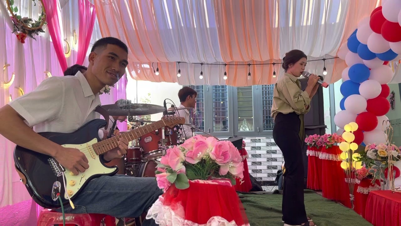 TÔI CHỈ CÓ YÊ SU MÀ THÔI (COVER NGUYỆT ) BAND NHẠC THÁNH )