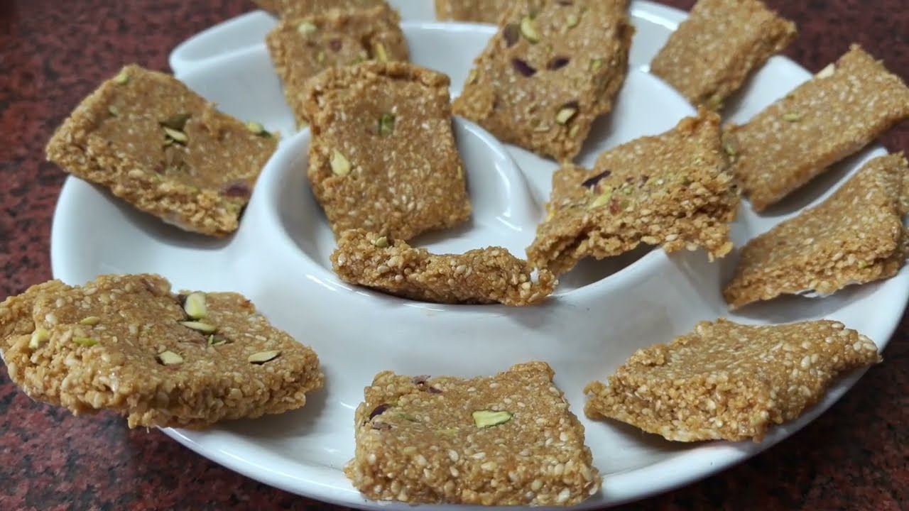 Makar sankranti pr bina mehnat ke tilkut banaye #saritadubeykitchen