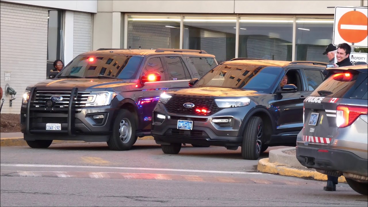 Toronto Emergency Services Showing Support to North York General Frontline Workers