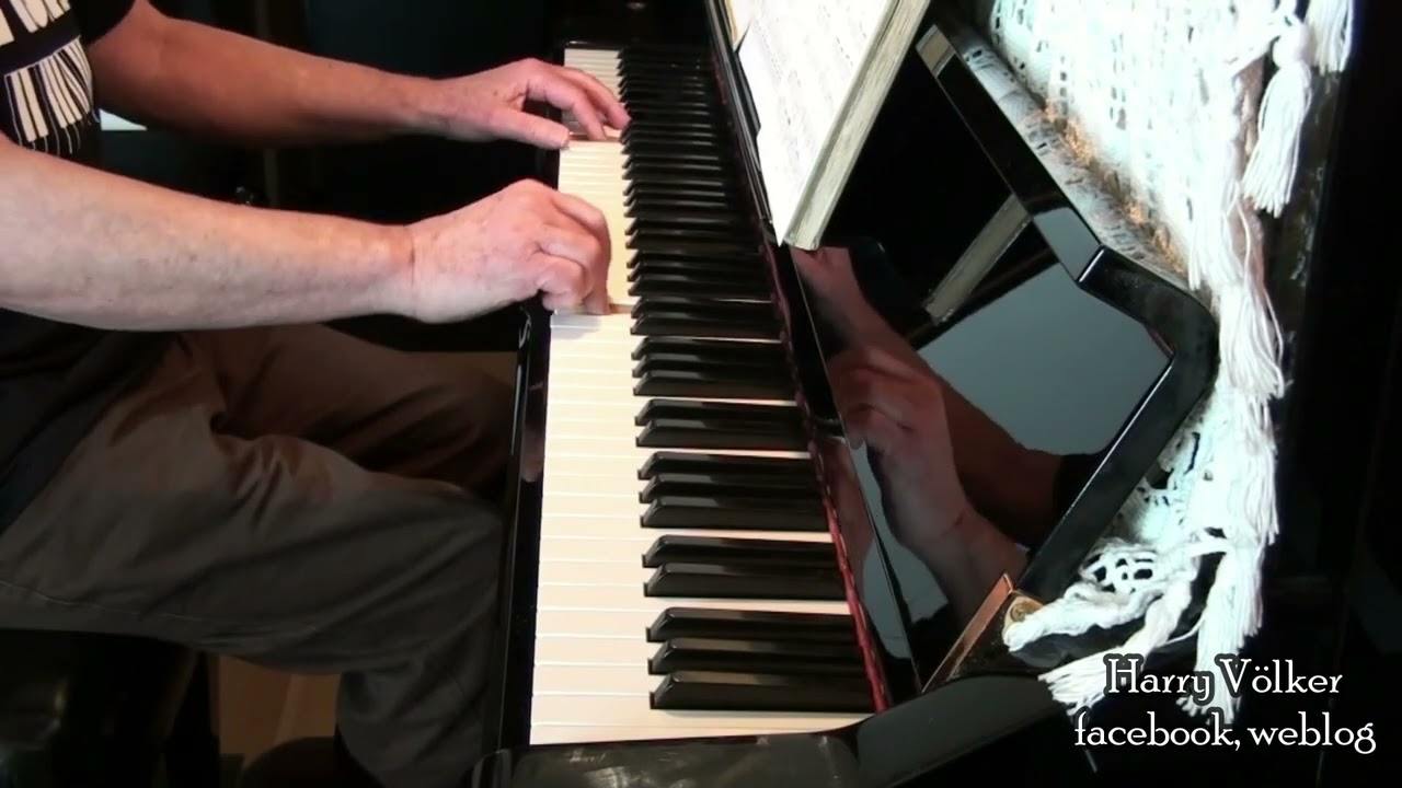 FUNICULI FUNICULA - Luigi Denza - Luciano Pavarotti - piano - Harry Völker
