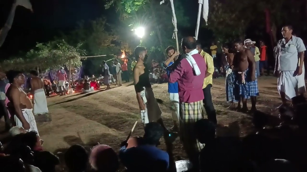 ग्राम धोबनी नुरुटी परिवार में देवी जात्रा देखने को मिला