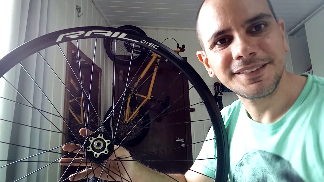 Como montar e alinhar aro 29 na bike. Enraiando roda cubo de rolamento. Tutorial Completo.