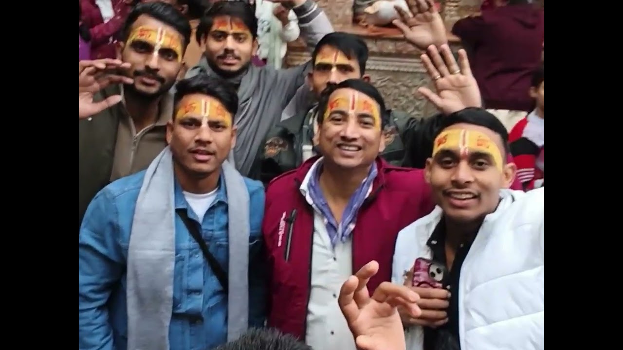 Banke Bihari Mandir Darshan 😍 | Crowd & Monkey Alert 🐒 | Mathura Vrindavan Trip Part 4