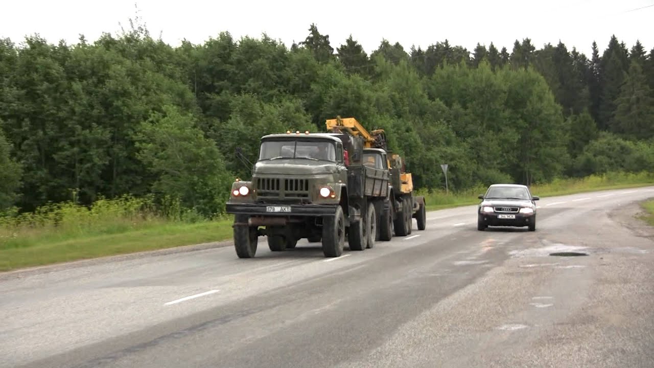 Советская автотехника: Зил-131 / Soviet machines - two ZIL 131's and air compressor