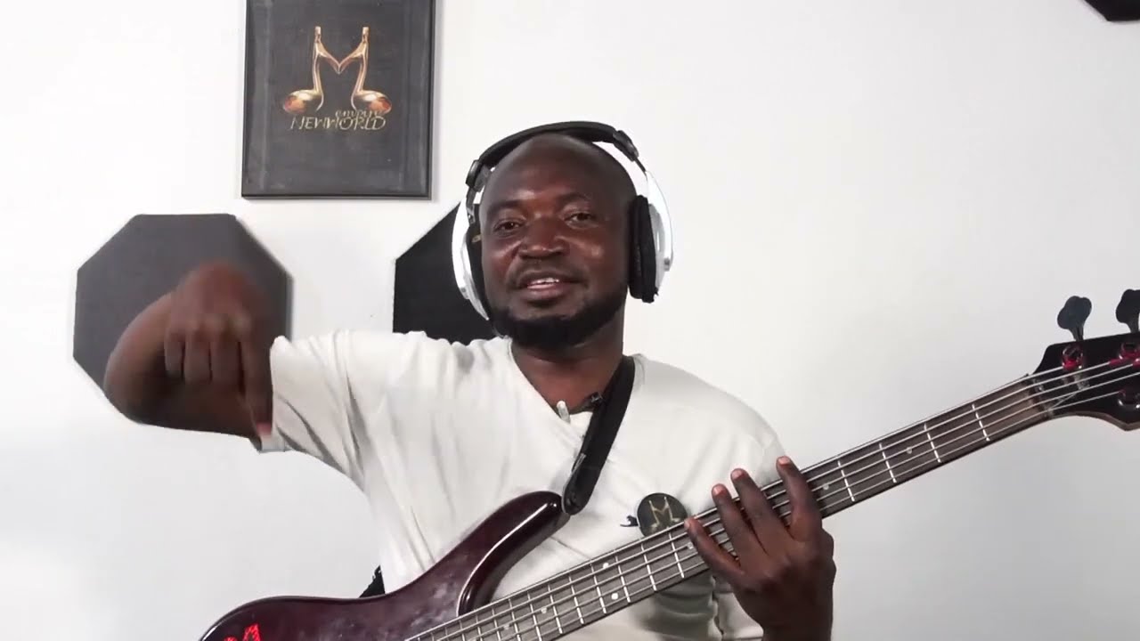 BASS GUITAR RIGHT HAND PLUCKING TECHNIQUE FOR SPEED