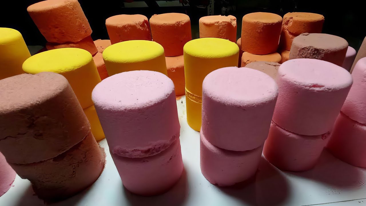 (29) 𝗡𝗼 𝗺𝗮𝘁𝘁𝗲𝗿 𝗵𝗼𝘄 𝗺𝘂𝗰𝗵 𝗜 𝘁𝗿𝘆 𝘁𝗼 𝘀𝗮𝘃𝗲 𝘁𝗵𝗲𝗺, 𝗺𝘆 𝘀𝗵𝗮𝗽𝗲𝘀 𝘀𝘁𝗶𝗹𝗹 𝗯𝗿𝗲𝗮𝗸 💔 #bakingsodaasmr #crushingasmr 