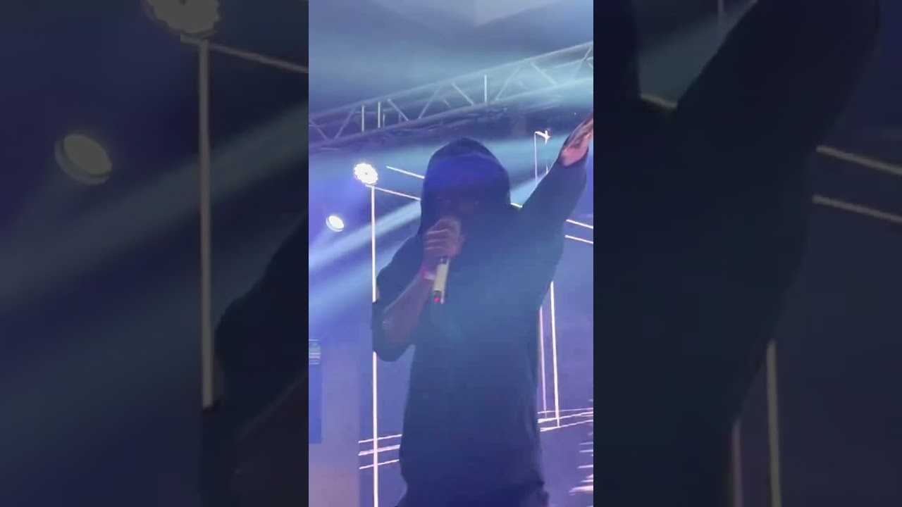 Master D-සමහරක් බුදි - Live performance | AGT #masterd #agt #iconography #sinhalarapsongs #viral