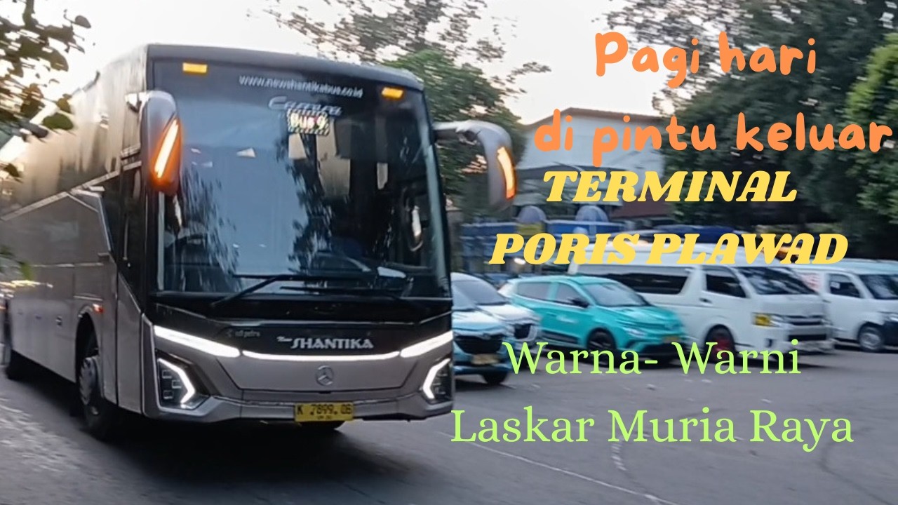 Warna - Warni Laskar Muria Raya menghiasi pagi di Terminal Poris Plawad Kota Tangerang .