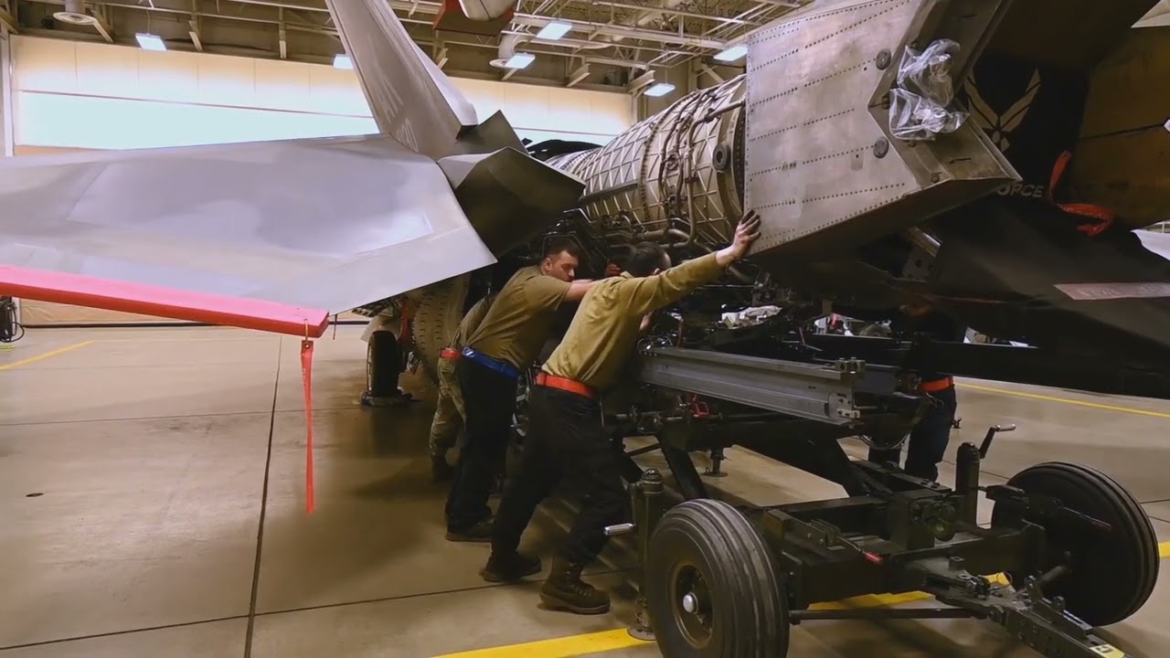 How to Remove a Pratt & Whitney F119 Jet Engine from an F-22 Raptor