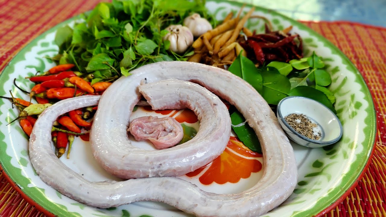 ผัดเผ็ดงูเห่า สูตรเผ็ดร้อน ทำง่ายมาก @Saipa_channel
