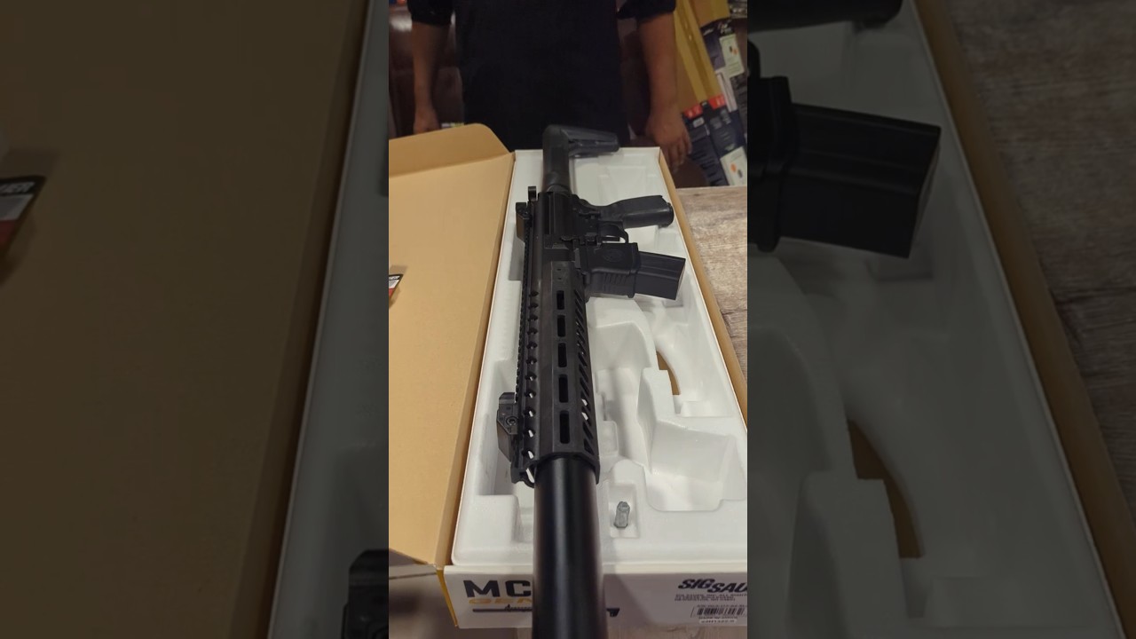 Sig Sauer MCX Gen 2 Pellet Gun #airgun #shortvideo #airsoft #co2airgun #umarexairguns #mcx